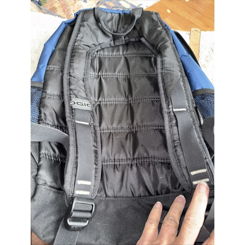 OGIO Carbon Backpack‎ with Audio Pocket Black Blue Padded  5280